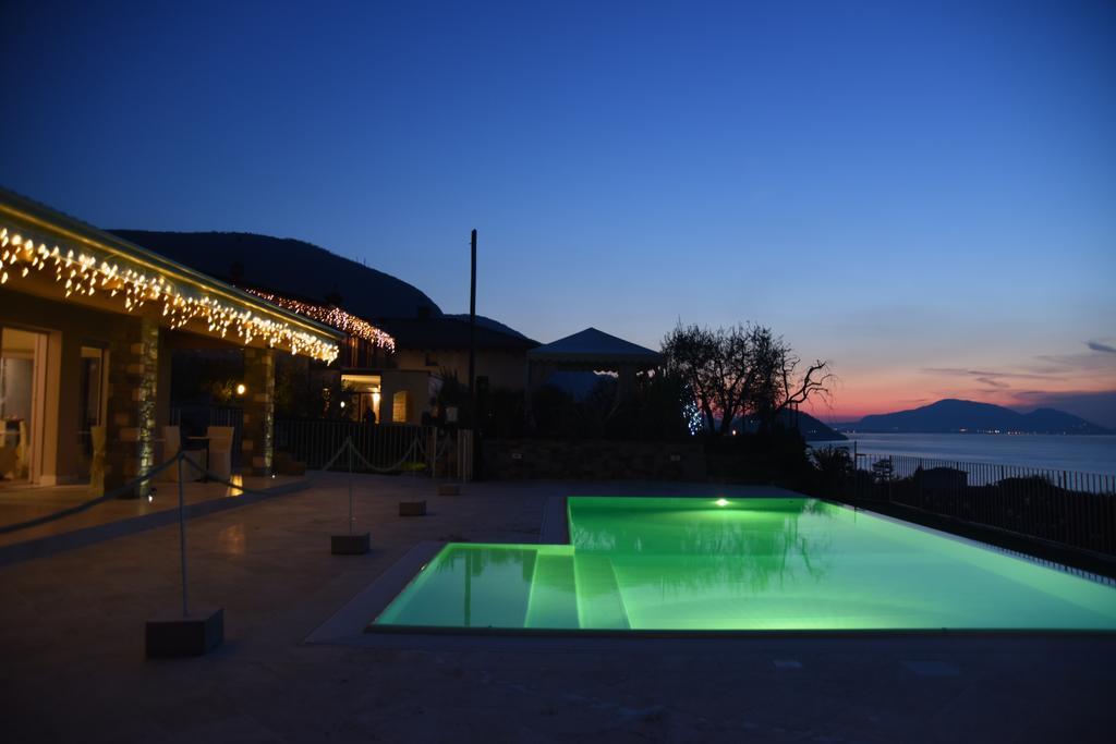 Agriturismo Le Fontane Sale Marasino Exterior foto